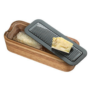 Râpe à fromage Zassenhaus en bois d'acacia avec réservoir de récupération - Réf. 071344
